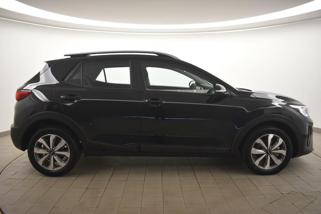 Kia Stonic 1.0T Gdi 98 2 Dct Black #2