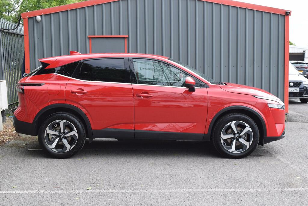 Nissan Qashqai 1.3 Dig-t Mh N-connecta SW23KXM Red #2