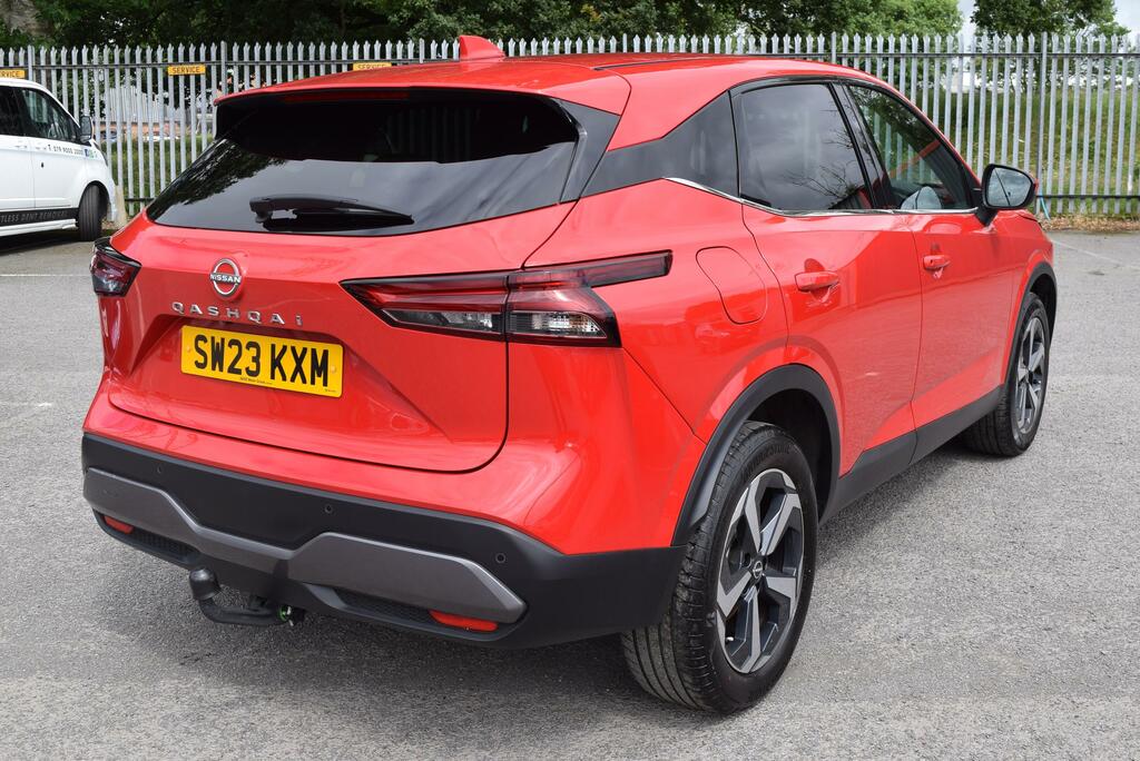 Nissan Qashqai 1.3 Dig-t Mh N-connecta SW23KXM Red #4