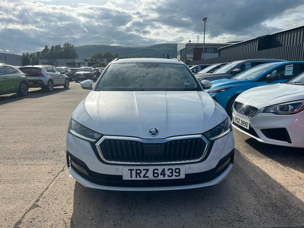 Skoda Octavia 1.0 Tsi Se Technology White #3