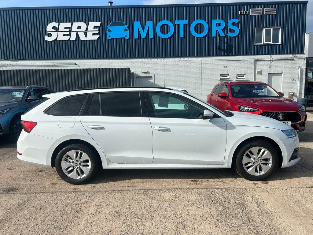 Skoda Octavia 1.0 Tsi Se Technology White #2