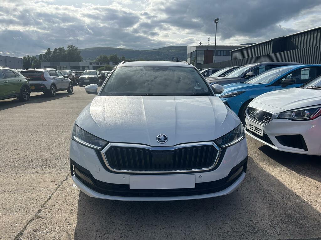 Skoda Octavia 1.0 Tsi Se Technology White #3