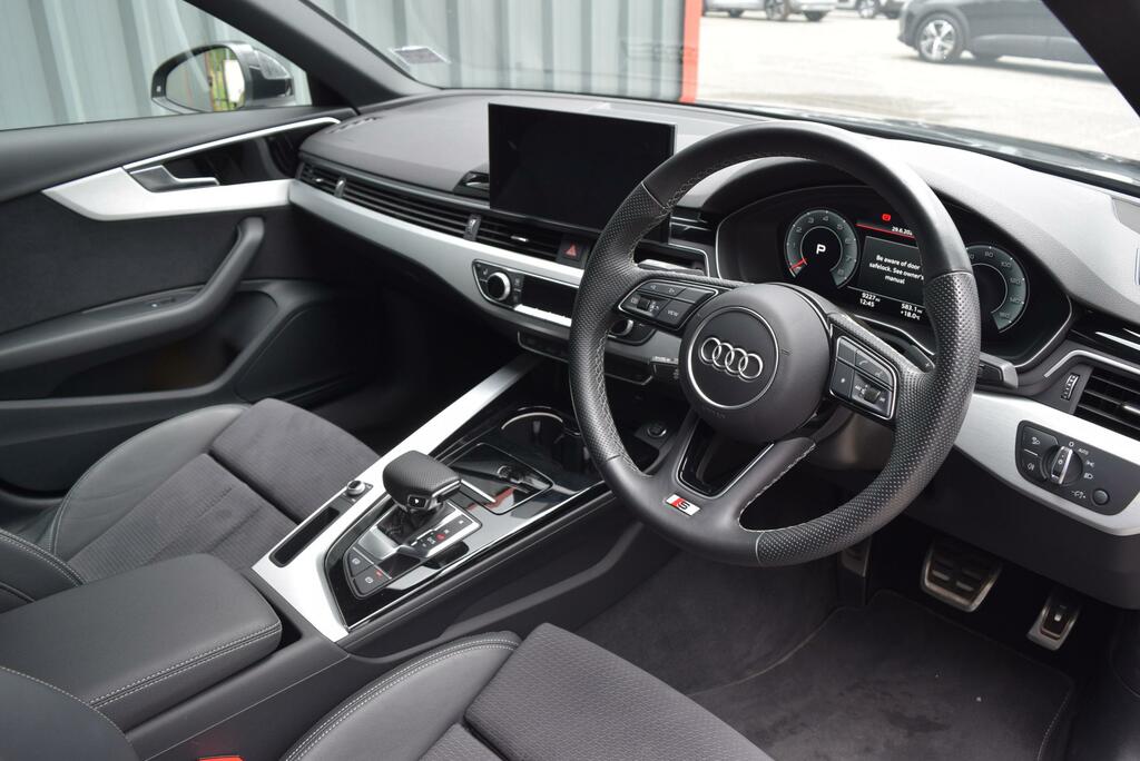 Audi A4 35 Tfsi S Line S Tronic Black #3