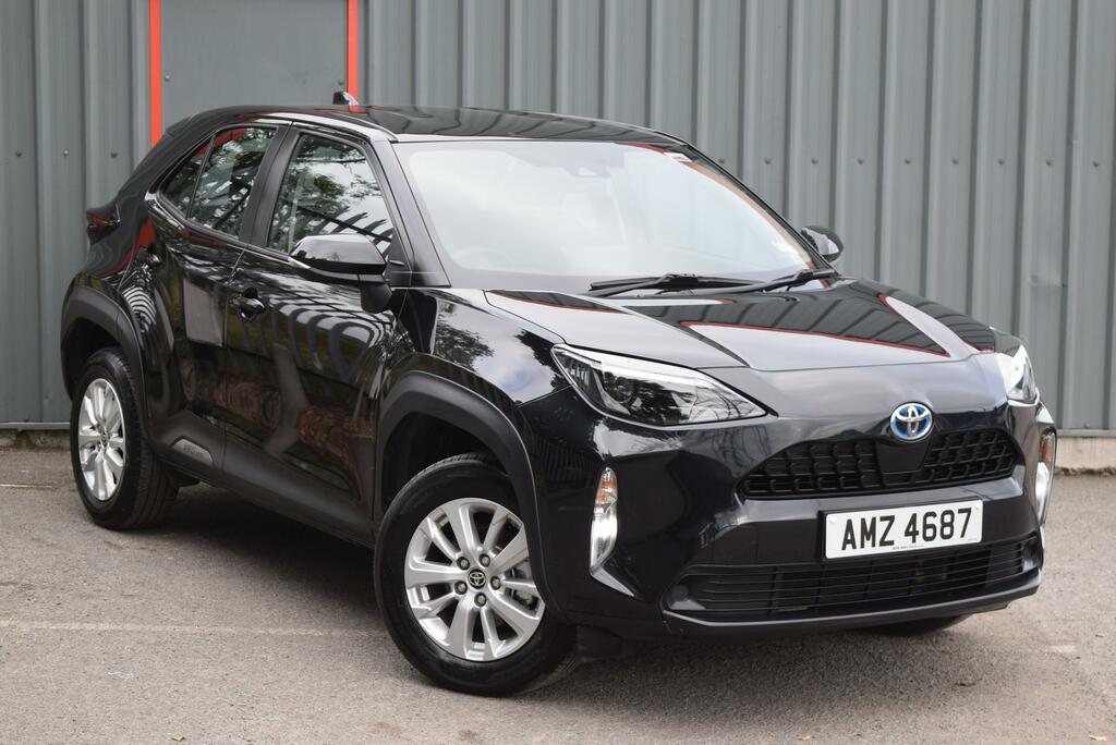 Toyota Yaris Cross 1.5 Hybrid Icon Cvt Black