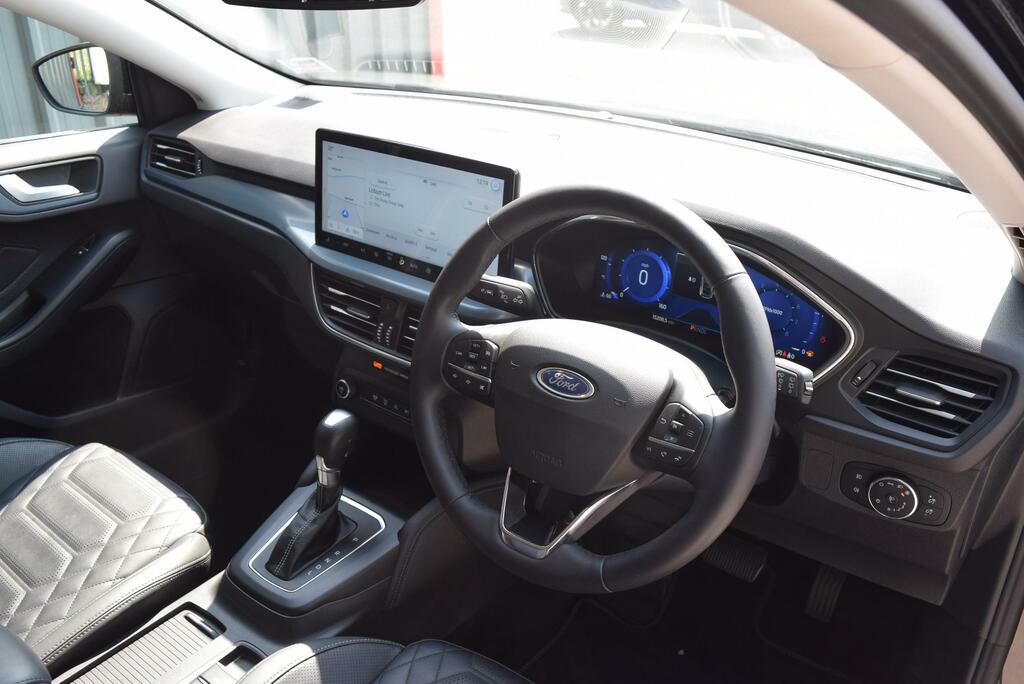 Ford Focus 1.0 Ecoboost Hybrid Mhev 155 Active X TXZ2603 Black #3