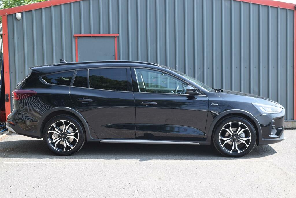 Ford Focus 1.0 Ecoboost Hybrid Mhev 155 Active X TXZ2603 Black #2