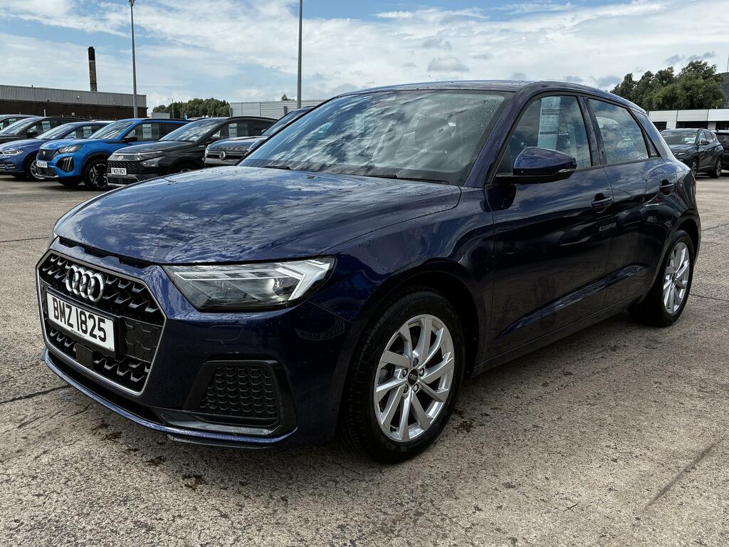 Audi A1 30 Tfsi 110 Sport BMZ1825 Blue #5