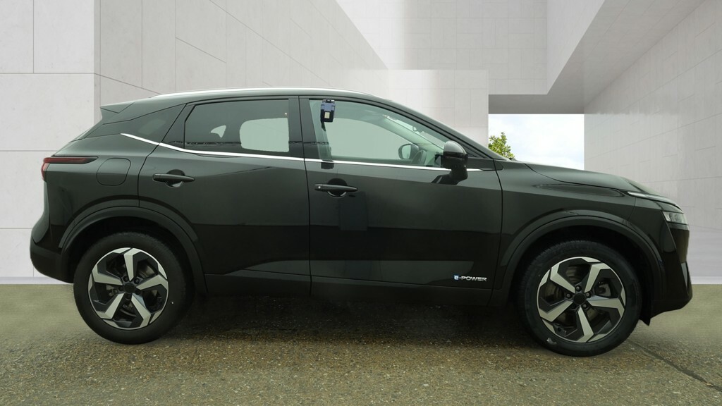Nissan Qashqai 1.5 E-power N-connecta WG24NCY Black #2