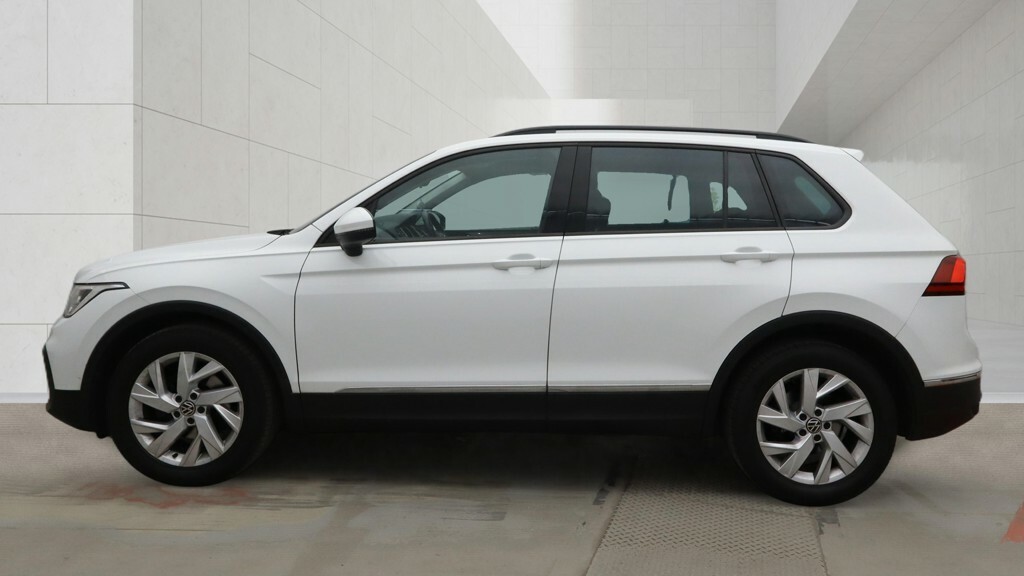 Volkswagen Tiguan 2.0 Tdi Life White #5