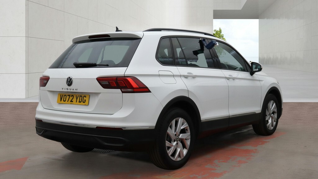 Volkswagen Tiguan 2.0 Tdi Life White #4