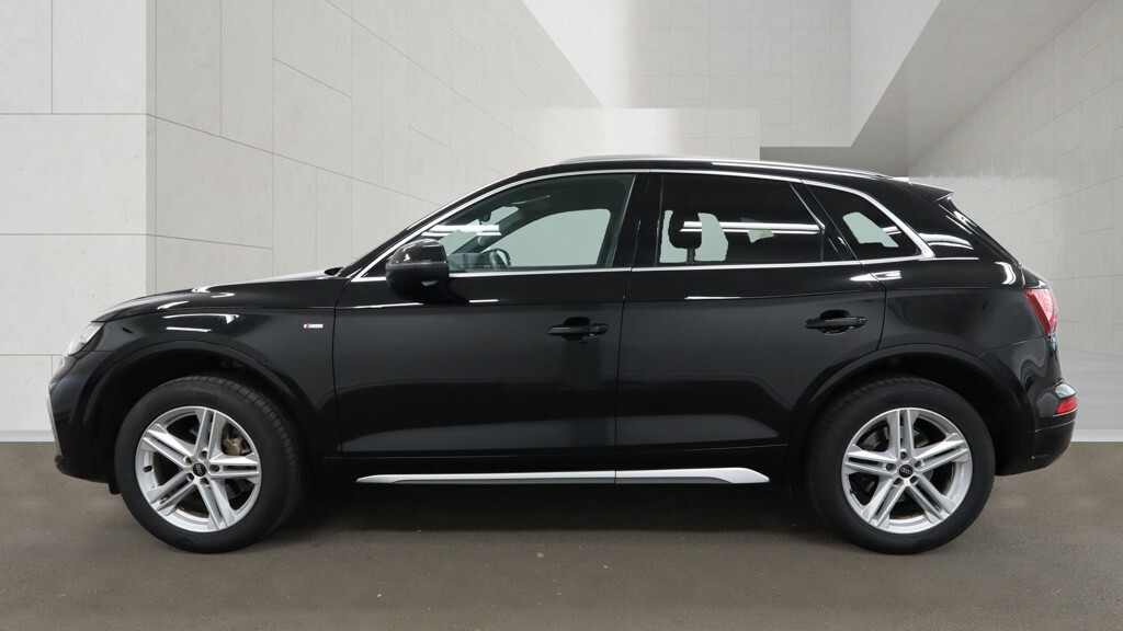 Audi Q5 45 Tfsi Quattro S Line S Tronic Black #5