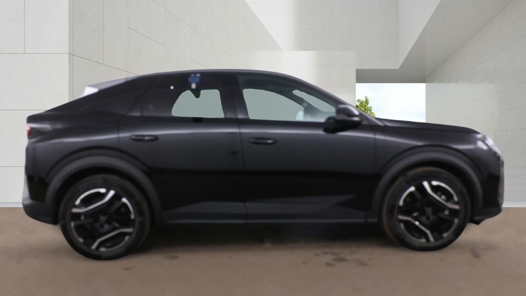 Peugeot 3008 157Kw Allure 73Kwh CE25HKN Black #2