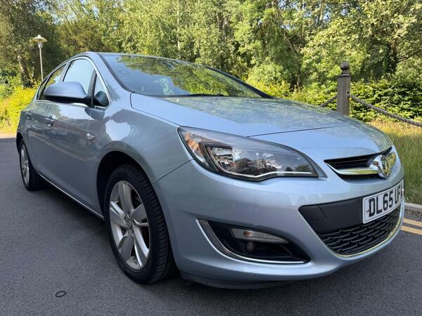 Vauxhall Astra 1.4I Sri Euro 6 