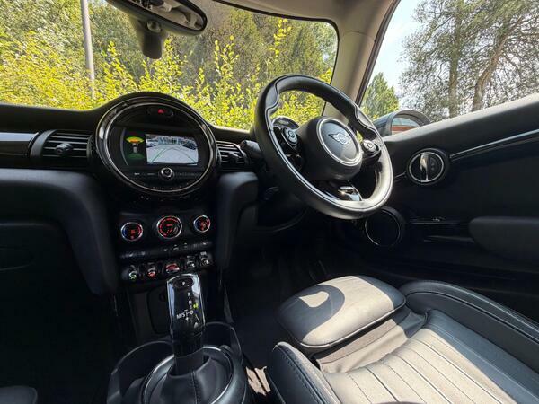 Mini Hatch F55 Mini 5-Door Cooper Exclusive Lci White #11