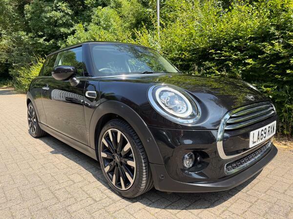 Mini Hatch 1.5 Cooper Exclusive Steptronic Euro 6 Ss