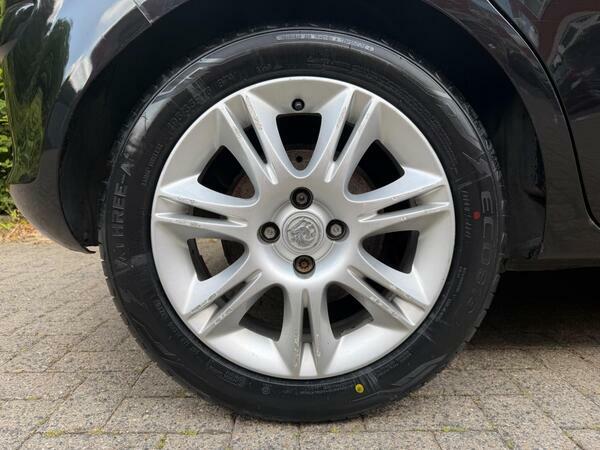 Vauxhall Corsa 1.4I 16V Sxi Silver #29