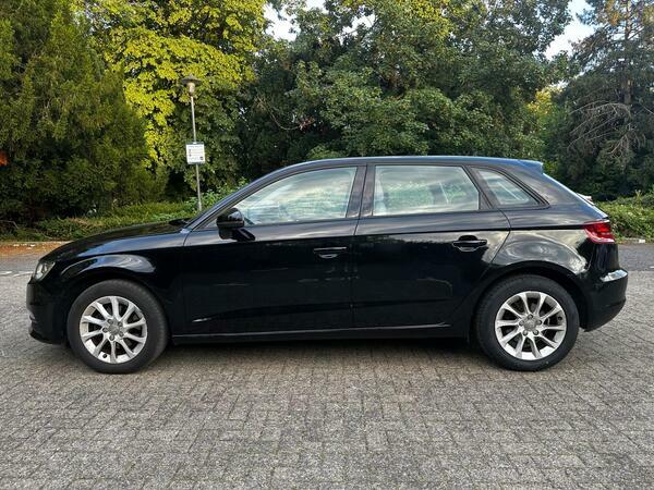 Audi A3 1.2 Tfsi Se Sportback Euro 6 Ss  #3