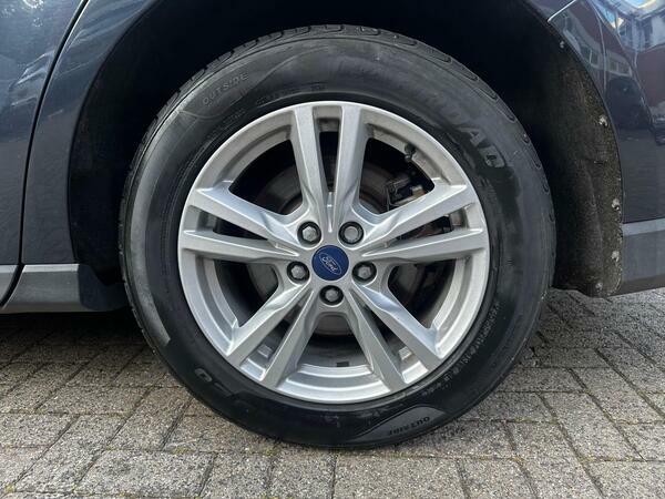 Ford Galaxy 2.0 Ecoblue Zetec Mpv Euro 6 S White #41