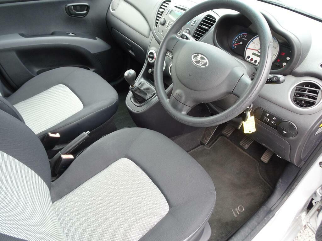 Hyundai I10 1.2 Classic Euro 4 Silver #3