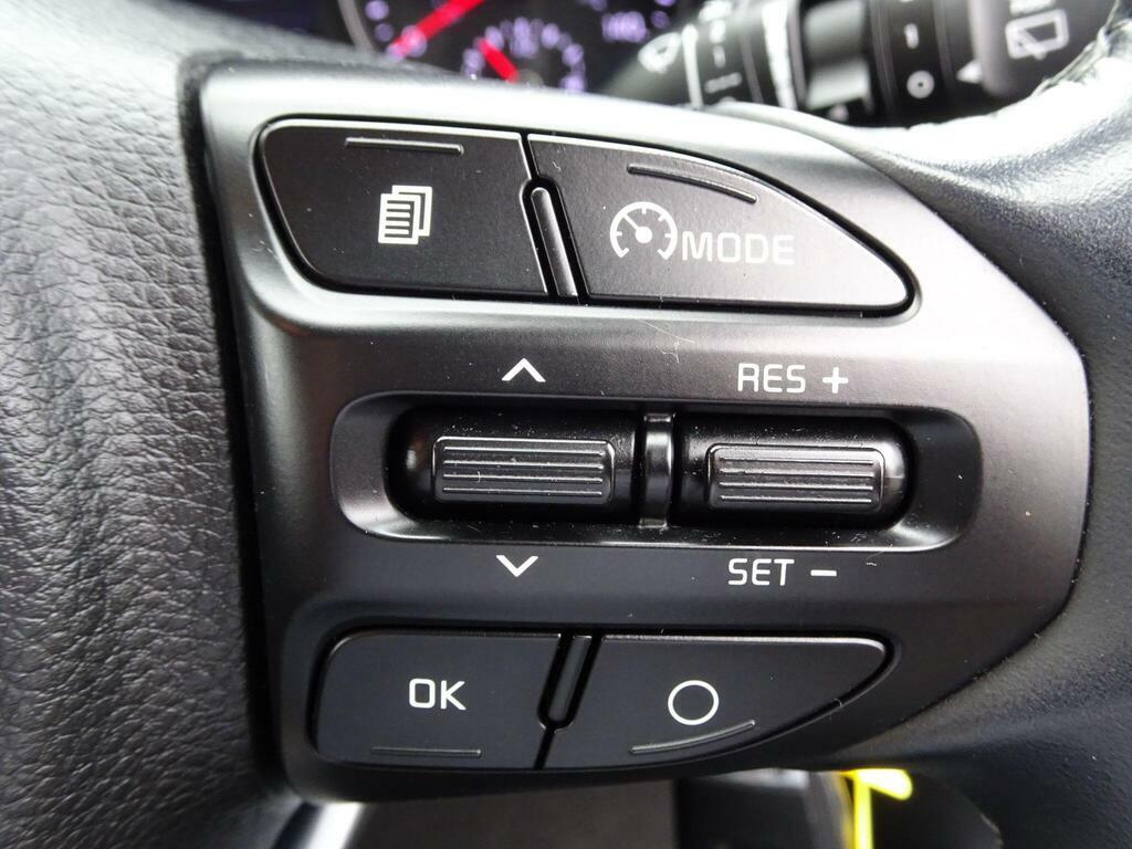 Kia RIO 2 Hatchback Grey #10