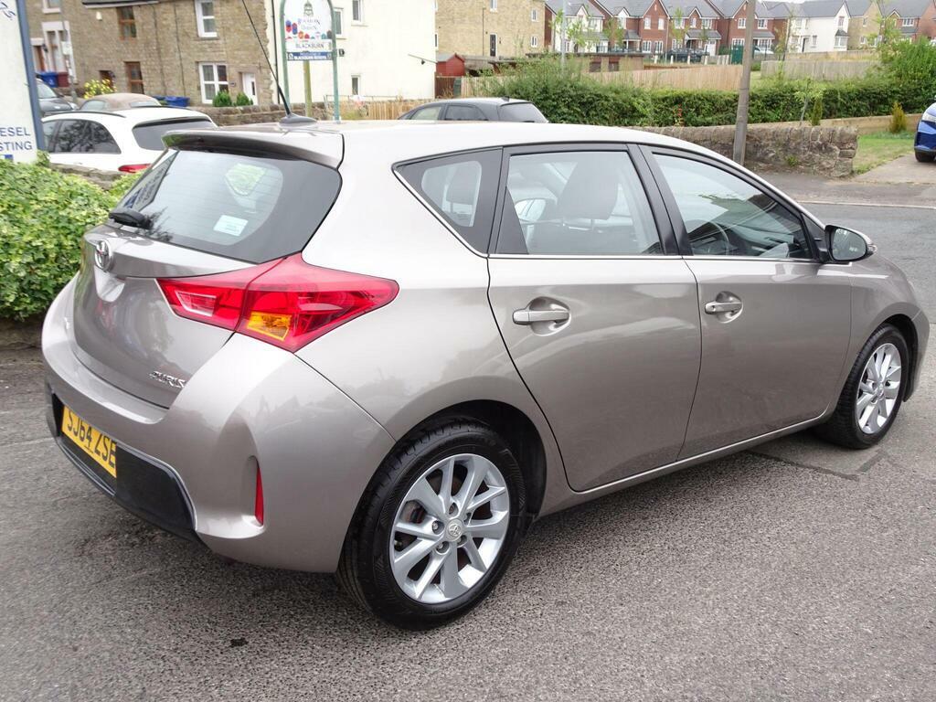 Toyota Auris 1.33 Dual Vvt-i Icon Euro 5 S S Brown #5
