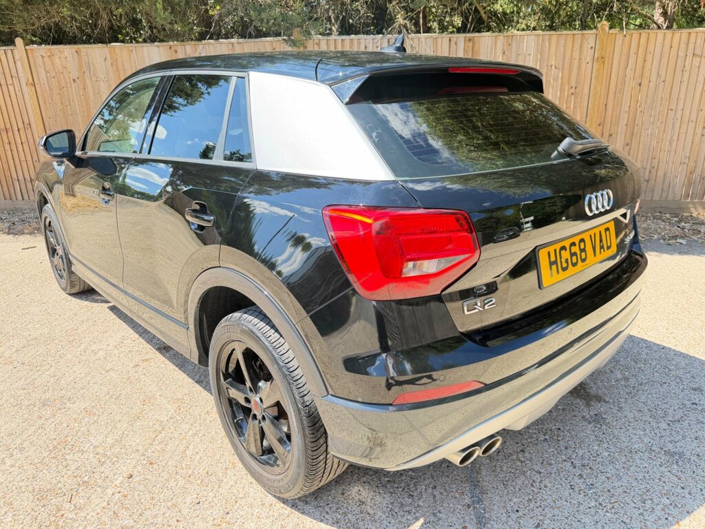 Audi Q2 1.5 Tfsi Cod 35 Sport Euro 6 Ss Black #2