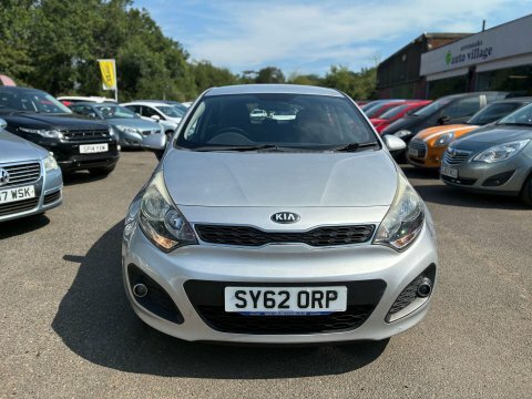 Kia RIO 1.25 2 Hatchback Silver #2