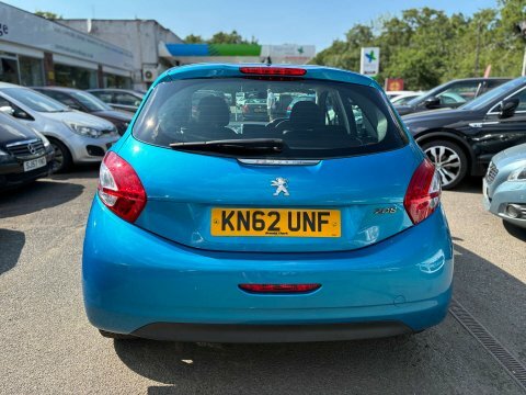 Peugeot 208 Hatchback 1.6 Vti Feline Euro 5 201212 Grey #5