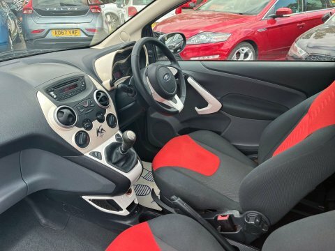 Ford KA Grand Red #7
