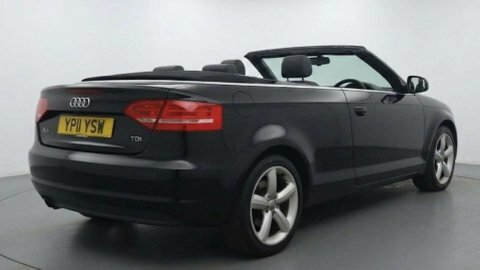 Audi A3 1.6 Tdi Technik Black #4
