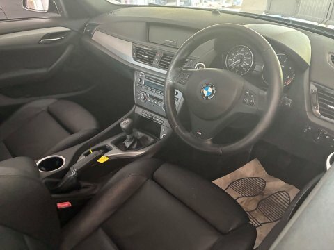 BMW X1 2.0 18D M Blue #4