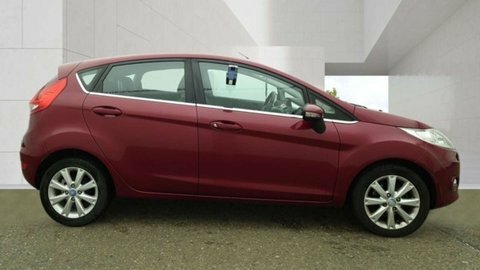 Ford Fiesta 1.25 Zetec Hatchback VA59GUD Red #5