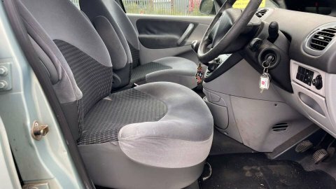 Citroen Xsara Picasso 2.0 Hdi Desire Silver #16
