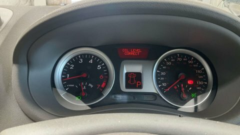 Renault Clio 1.6 Vvt Initiale Black #5