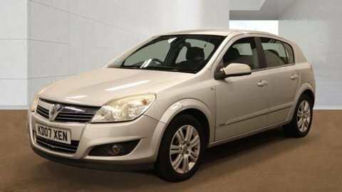 Vauxhall Astra 1.8I 16V Life Hatchback Beige #2