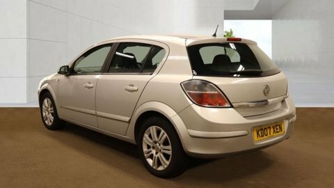 Vauxhall Astra 1.8I 16V Life Hatchback Beige #3