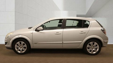 Vauxhall Astra 1.8I 16V Life Hatchback Beige #8