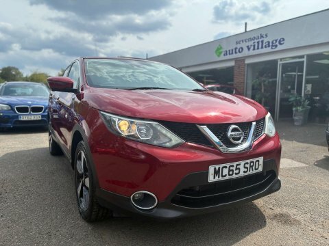 Nissan Qashqai 1.2 Dig-t N-tec Red