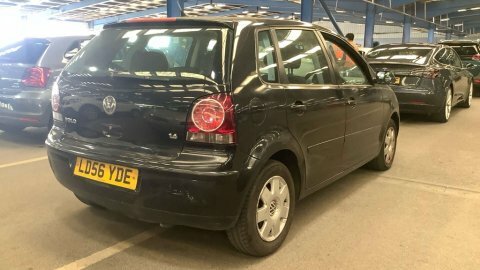 Volkswagen Polo 1.2 E Blue #3