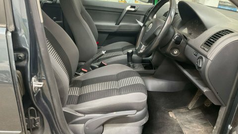 Volkswagen Polo S Silver #8