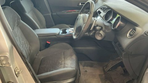 Peugeot 3008 1.6 E-hdi Active Silver #6