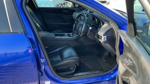 Jaguar XE 2.0D R-sport Saloon Blue