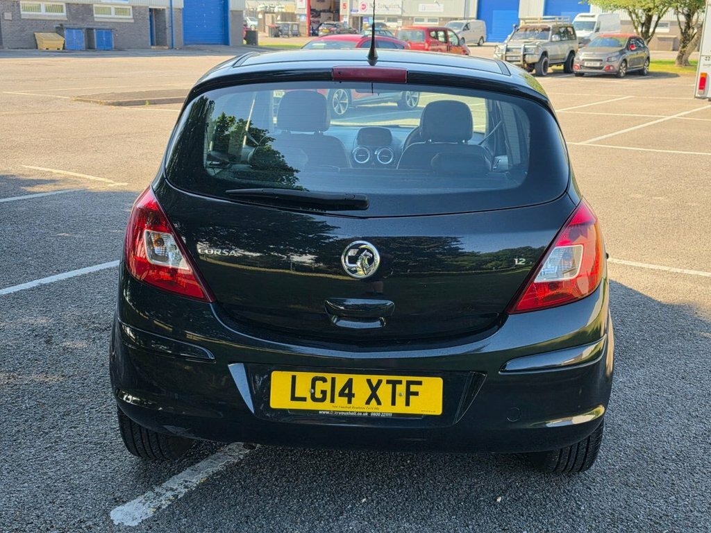 Vauxhall Corsa 1.2L Excite Black #4