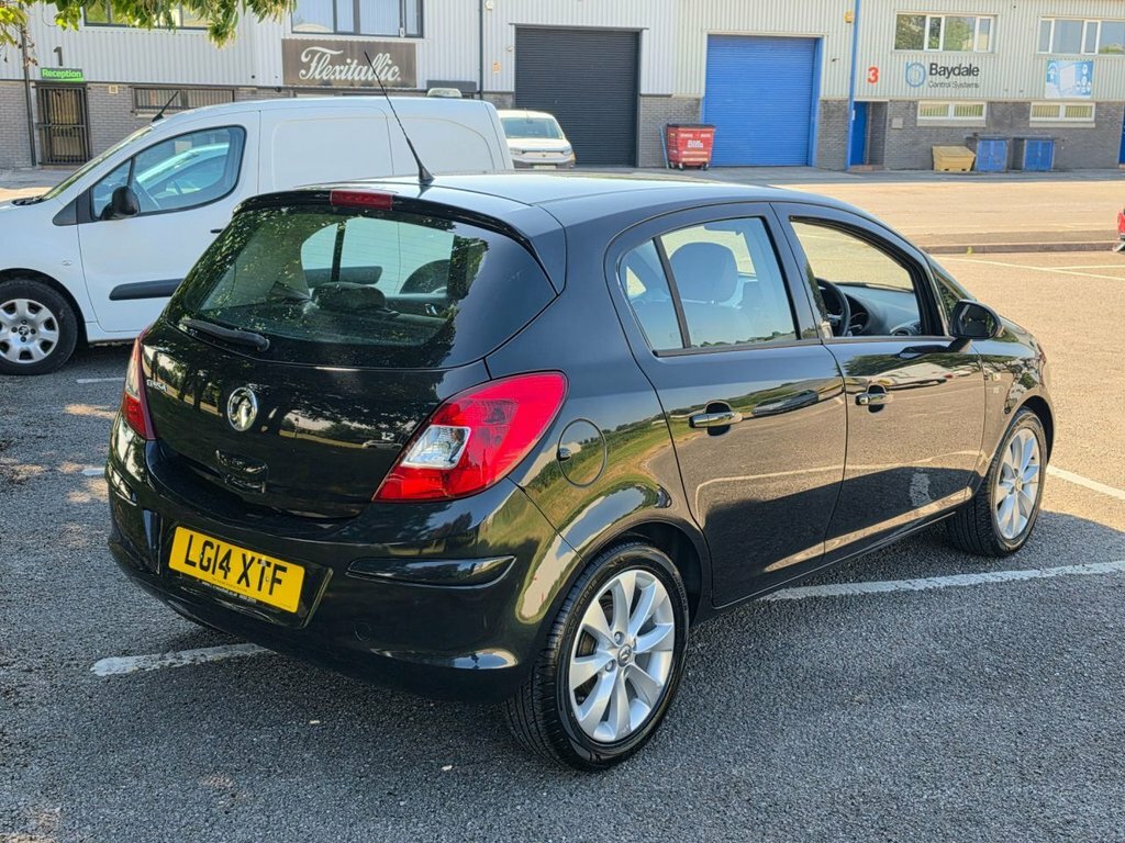 Vauxhall Corsa 1.2L Excite Black #3