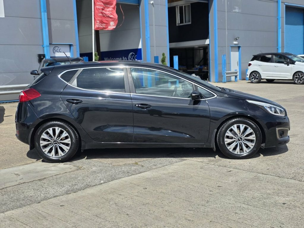 Kia Ceed 1L 3 Black #2