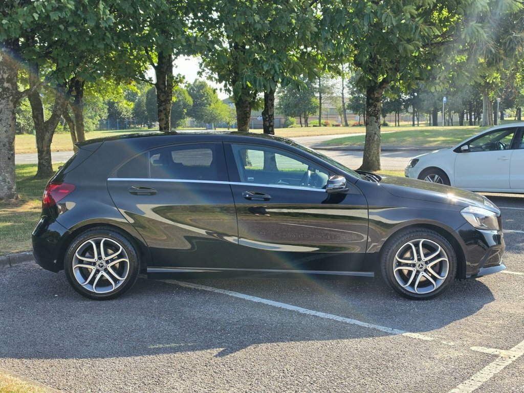 Mercedes-Benz A Class 1.6L Sport Edition KM18ZBL Black #2