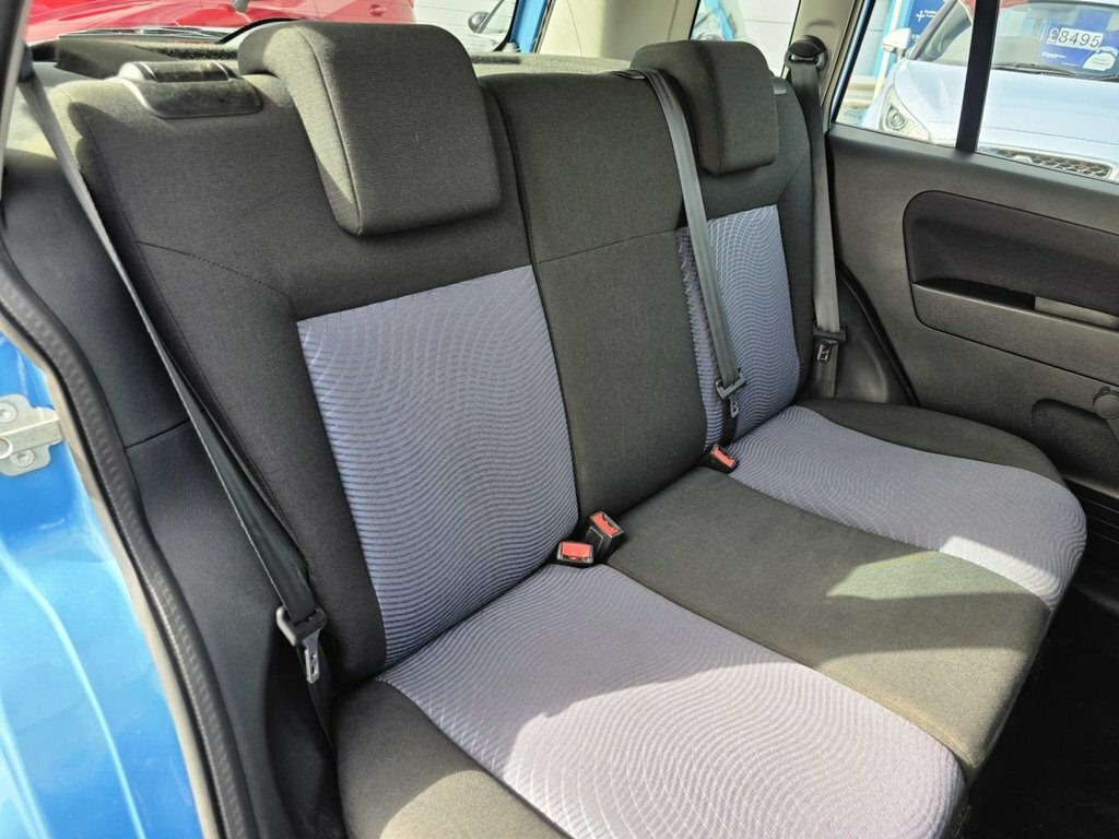 Ford Fusion 1.4 Zetec Climate 68 Bhp Silver #15