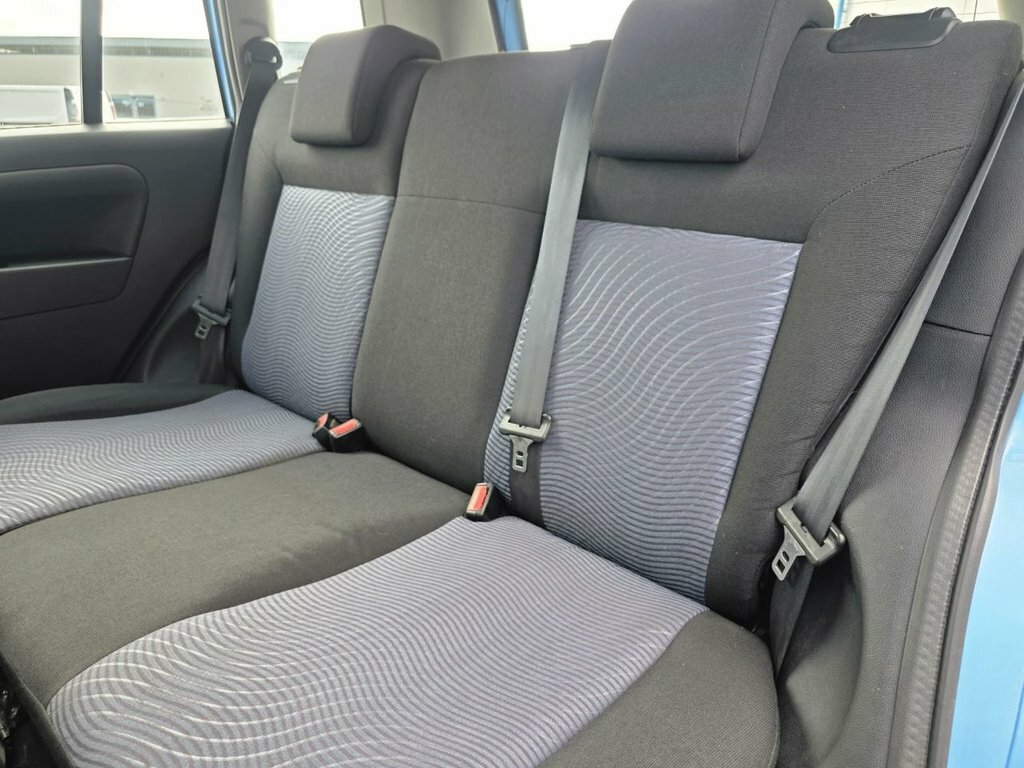Ford Fusion 1.4 Zetec Climate 68 Bhp Silver #21