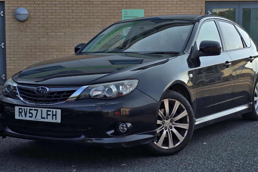 Subaru Impreza Hatchback Black #2