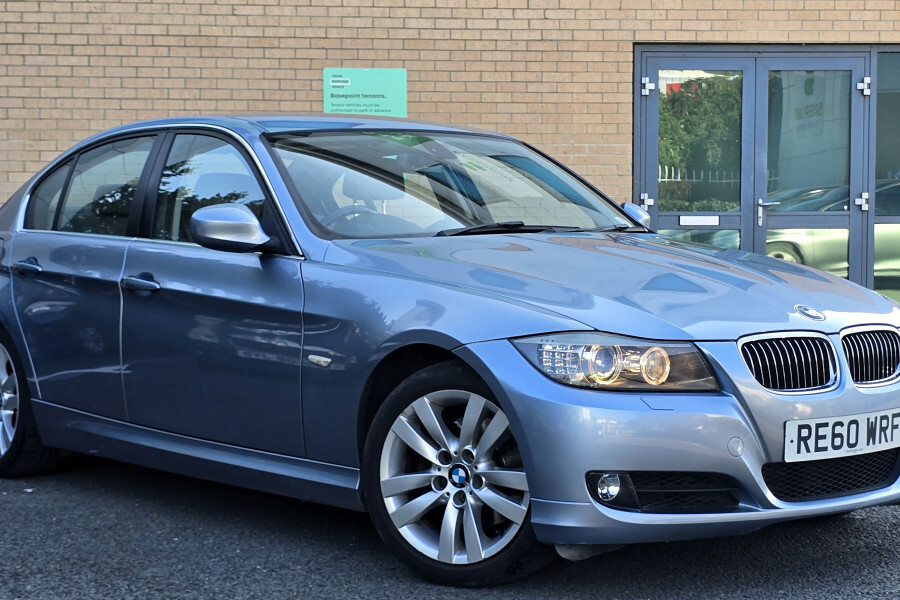 BMW 3 Series Saloon Blue